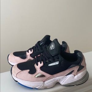 Kylie Jenner falcons